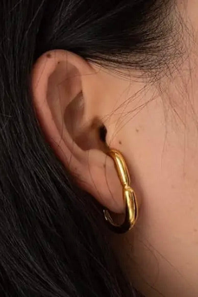 Cold Valley Ear Cuff